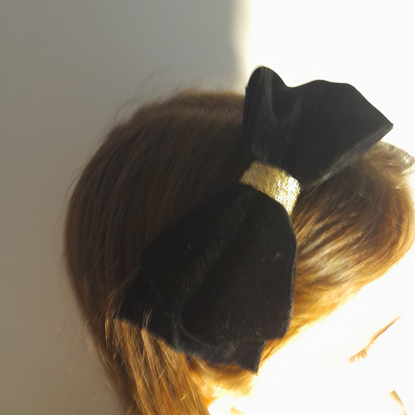 Cerchietto Alice in Wonderland con fiocco in velluto